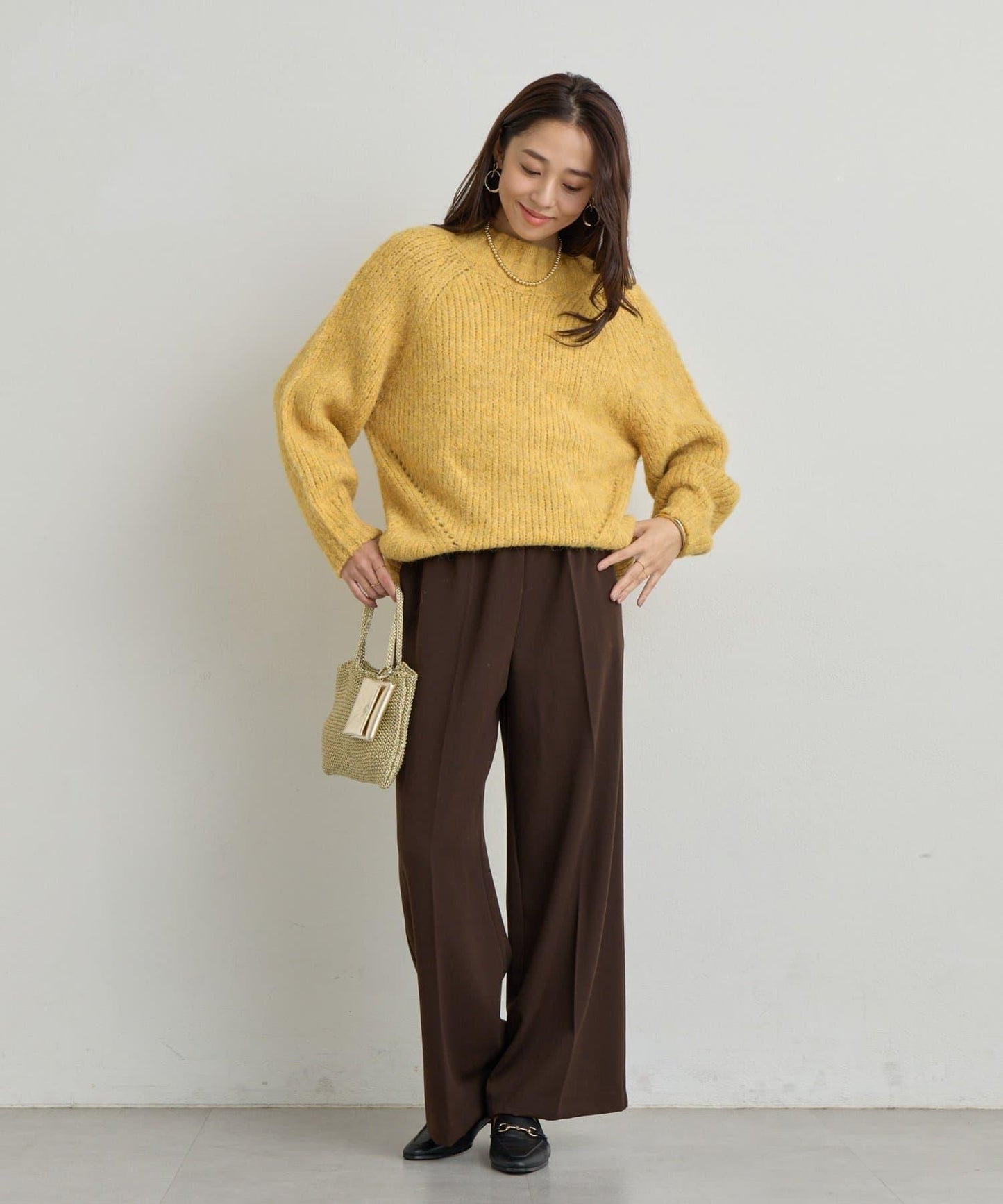 日常百搭壓縮起毛寬領針織衫