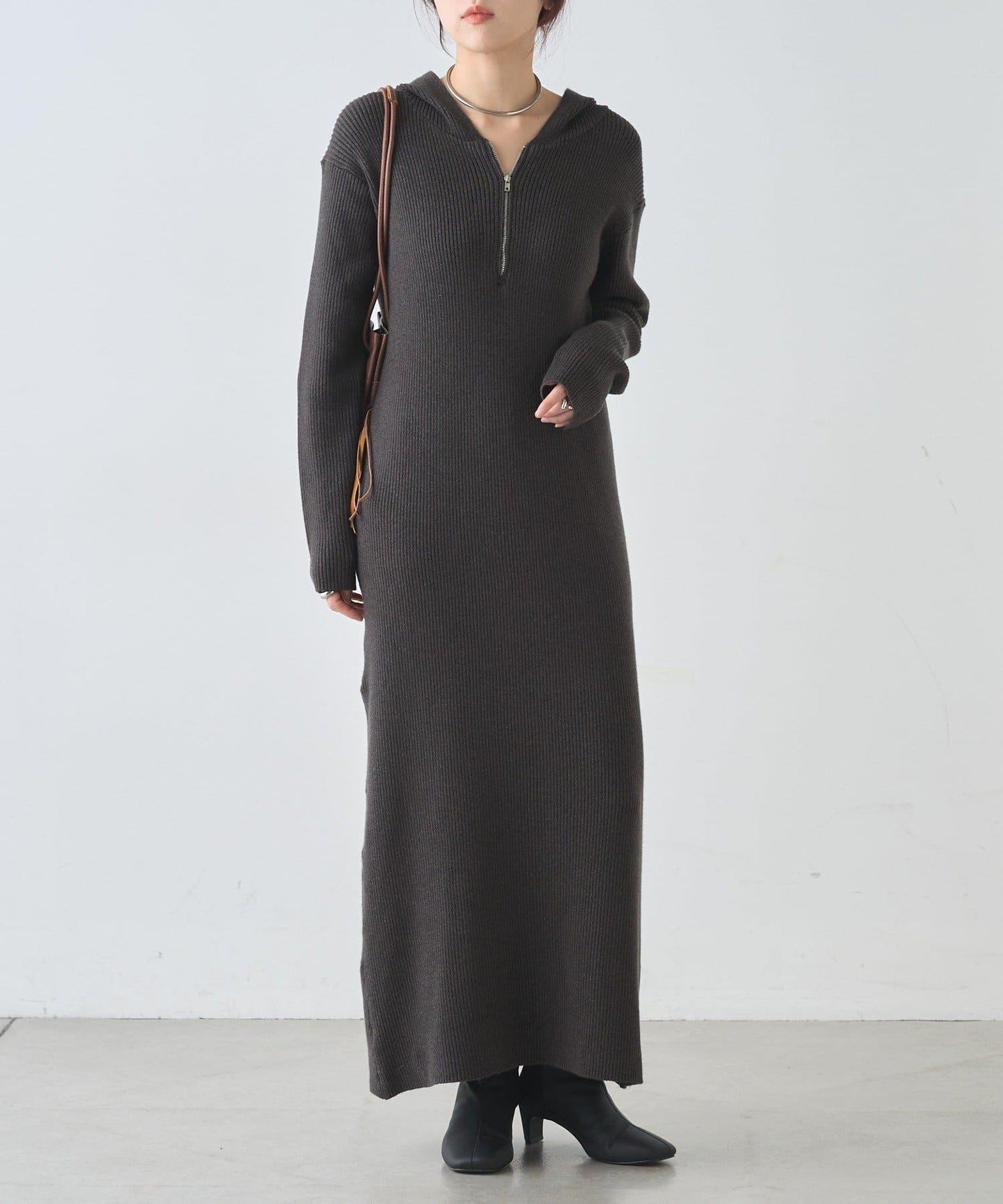 連帽拉鍊連衣裙