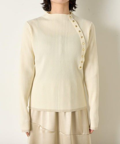 金色紐扣羅紋針織衫