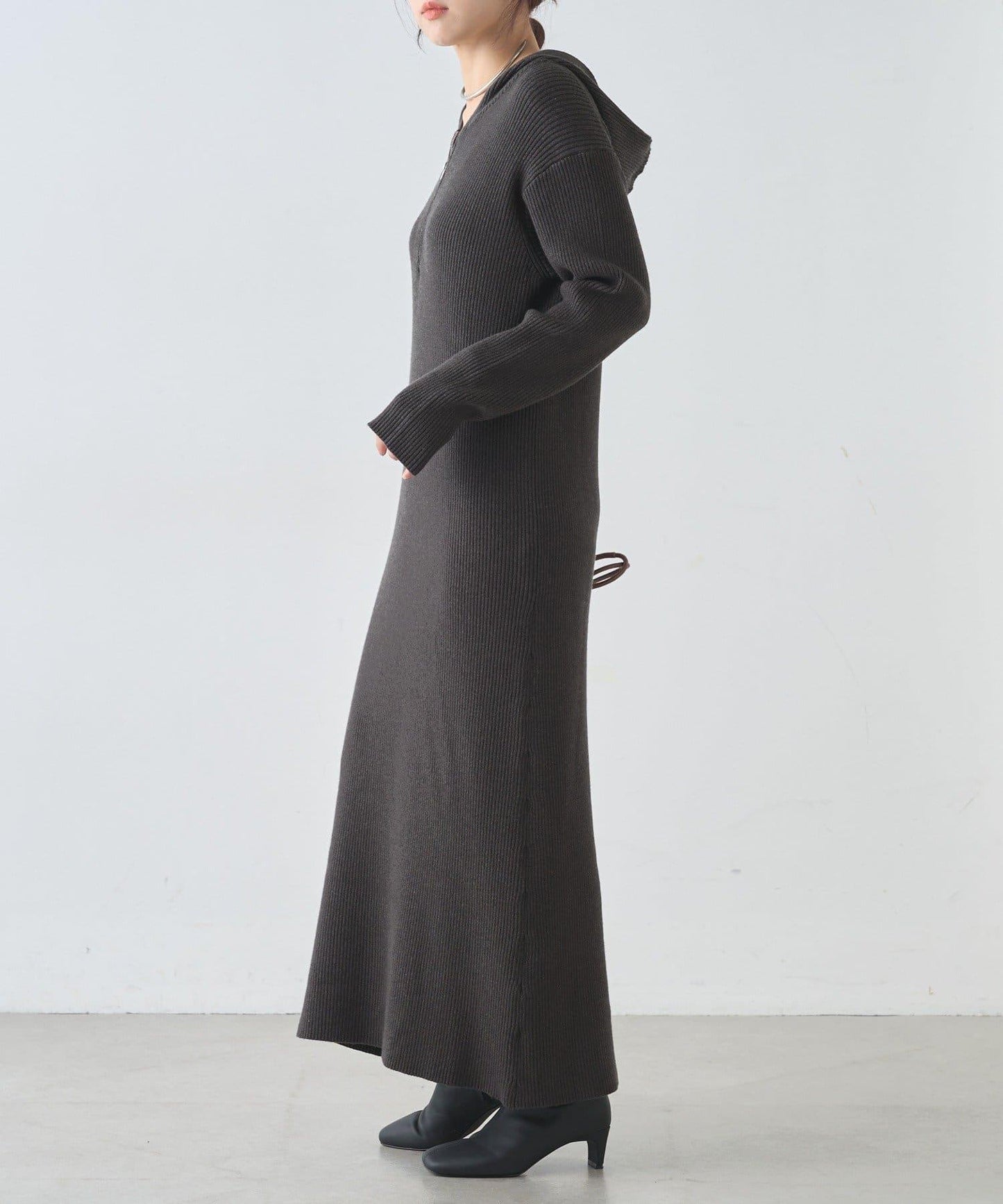 連帽拉鍊連衣裙