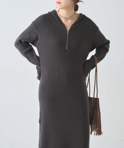 連帽拉鍊連衣裙