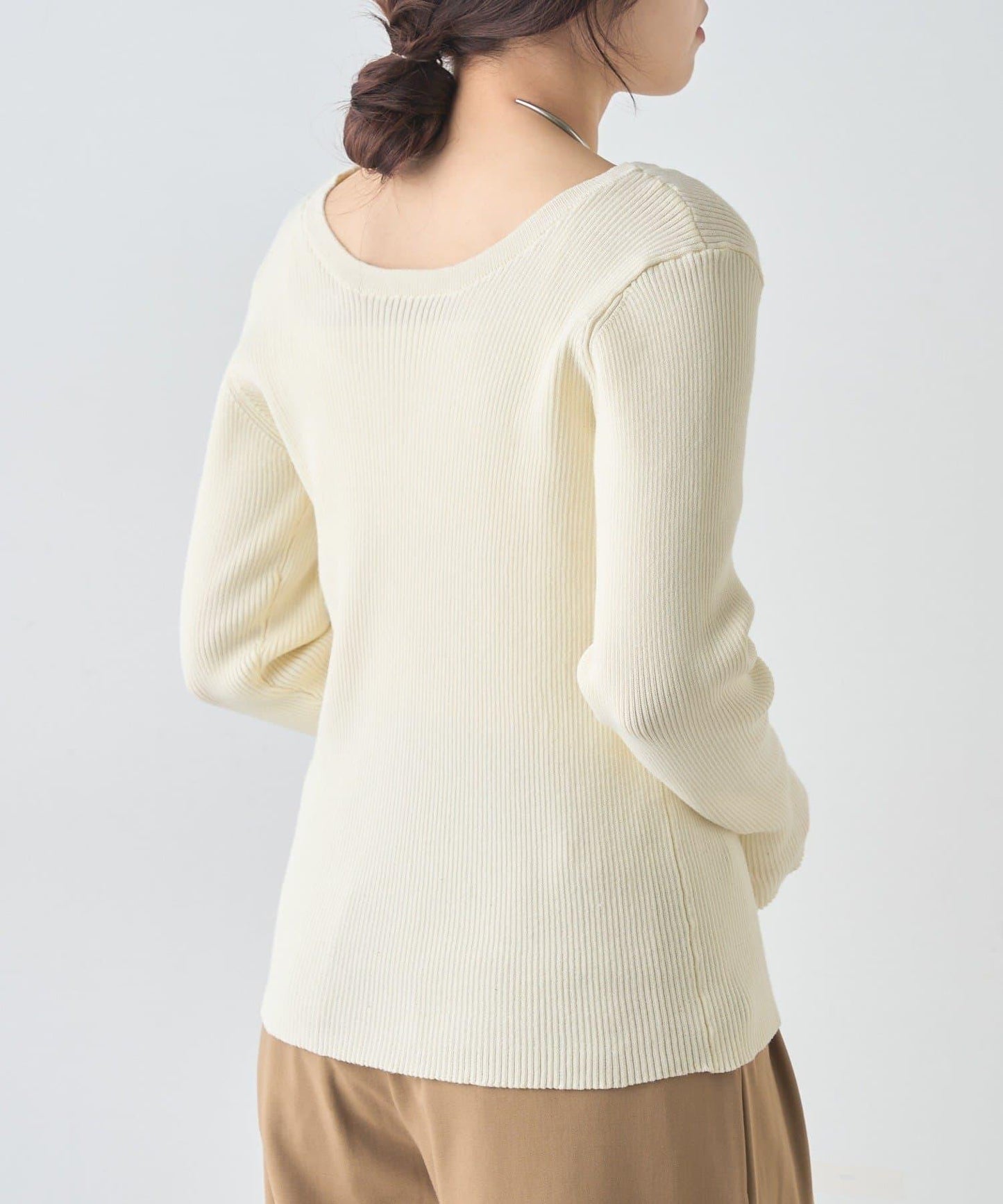 【前後兩穿設計】繫帶針織衫