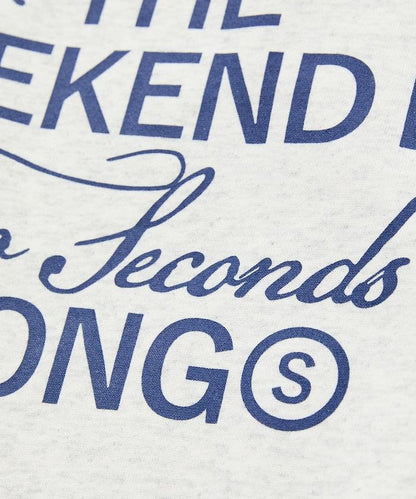 寬鬆版型前印花圓領衛衣 / THE WEEKEND