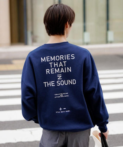 寬鬆版型 單點刺繡 後背印花 下襬抽繩 圓領衛衣