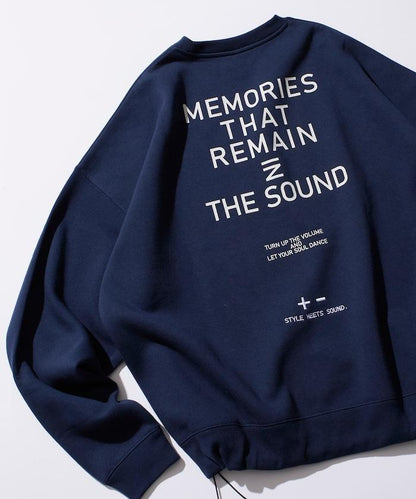 寬鬆版型 單點刺繡 後背印花 下襬抽繩 圓領衛衣