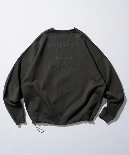 寬鬆版型 單點刺繡 後背印花 下襬抽繩 圓領衛衣