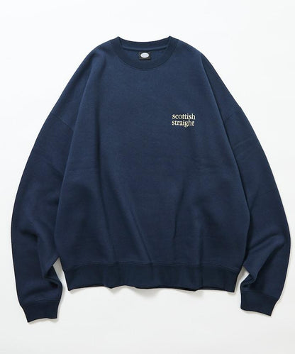 寬鬆版型背面印花圓領衛衣 / Look Back CAT