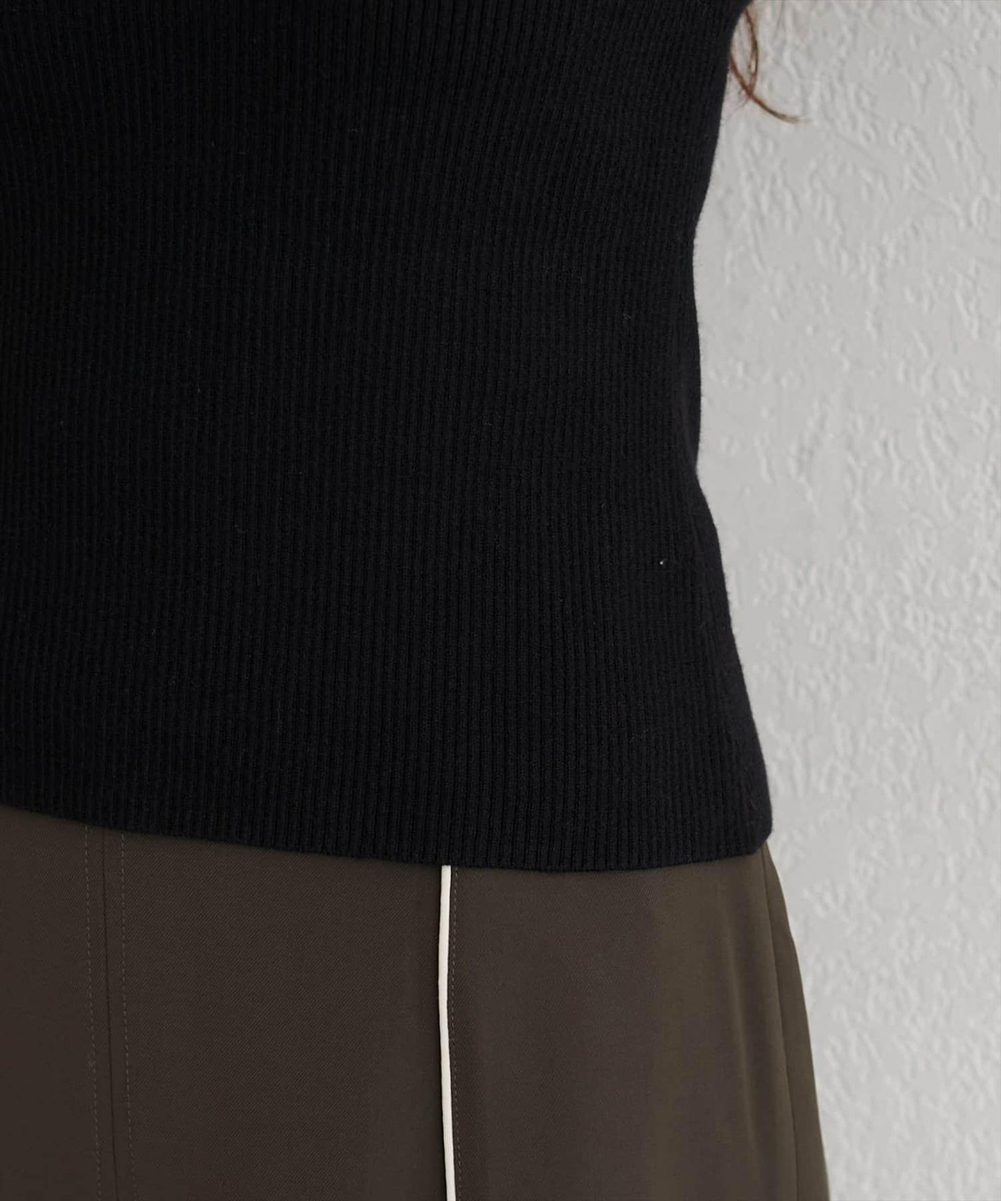 荷葉邊袖針織衫