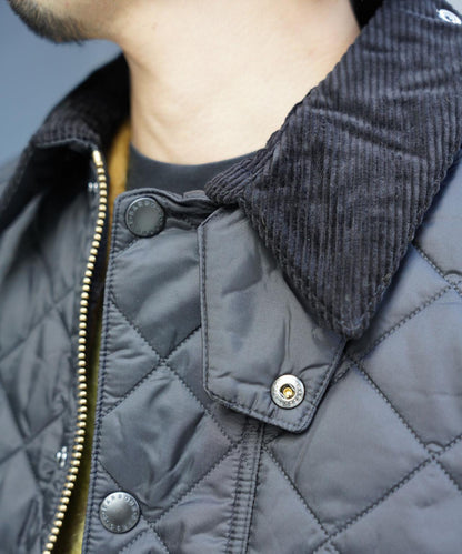 Barbour TRANSPORT菱格絎縫夾克 MQU1796