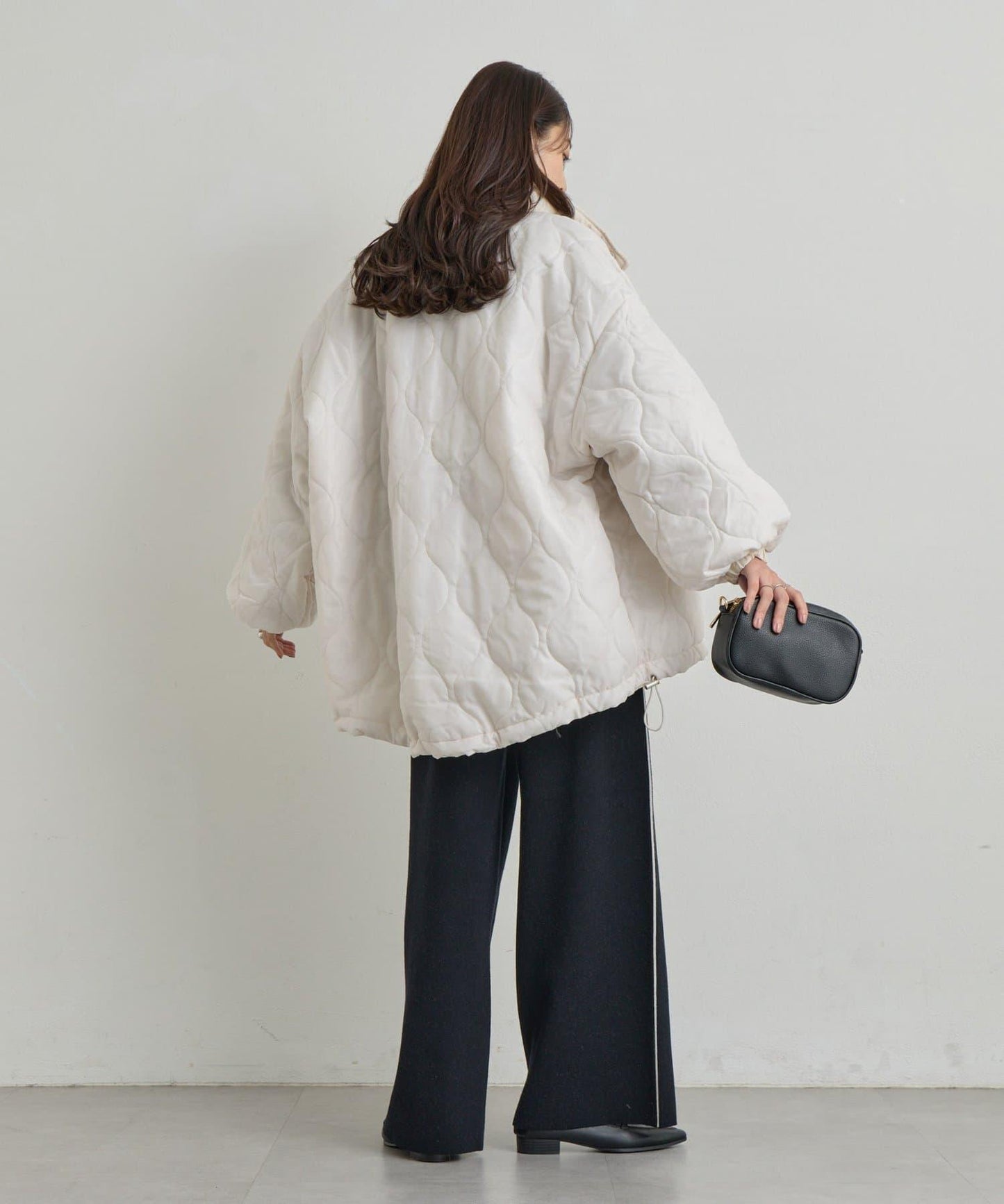 可多種搭配穿著的可雙面穿立領羽絨外套