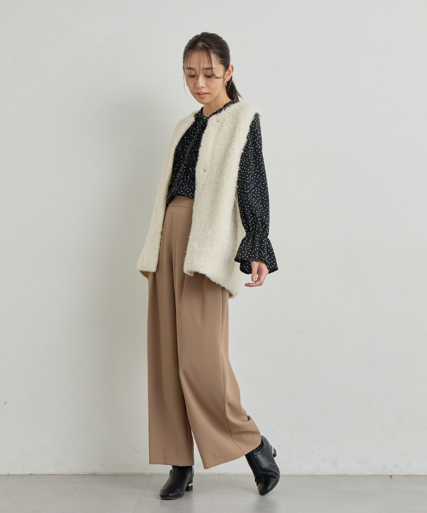 《主役級單品》羊毛感針織背心