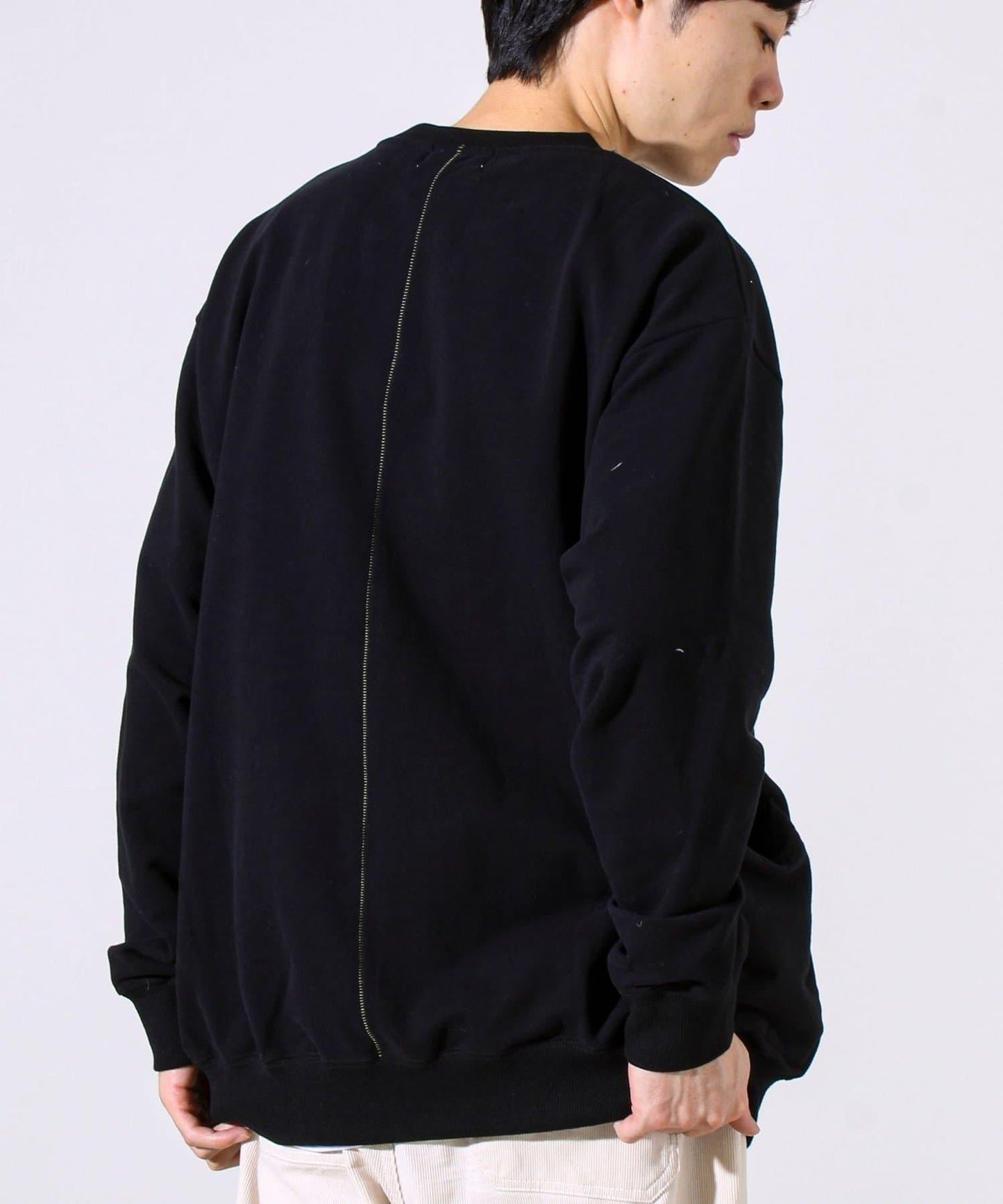 【細節彰顯不同】後背縫線側袋衛衣