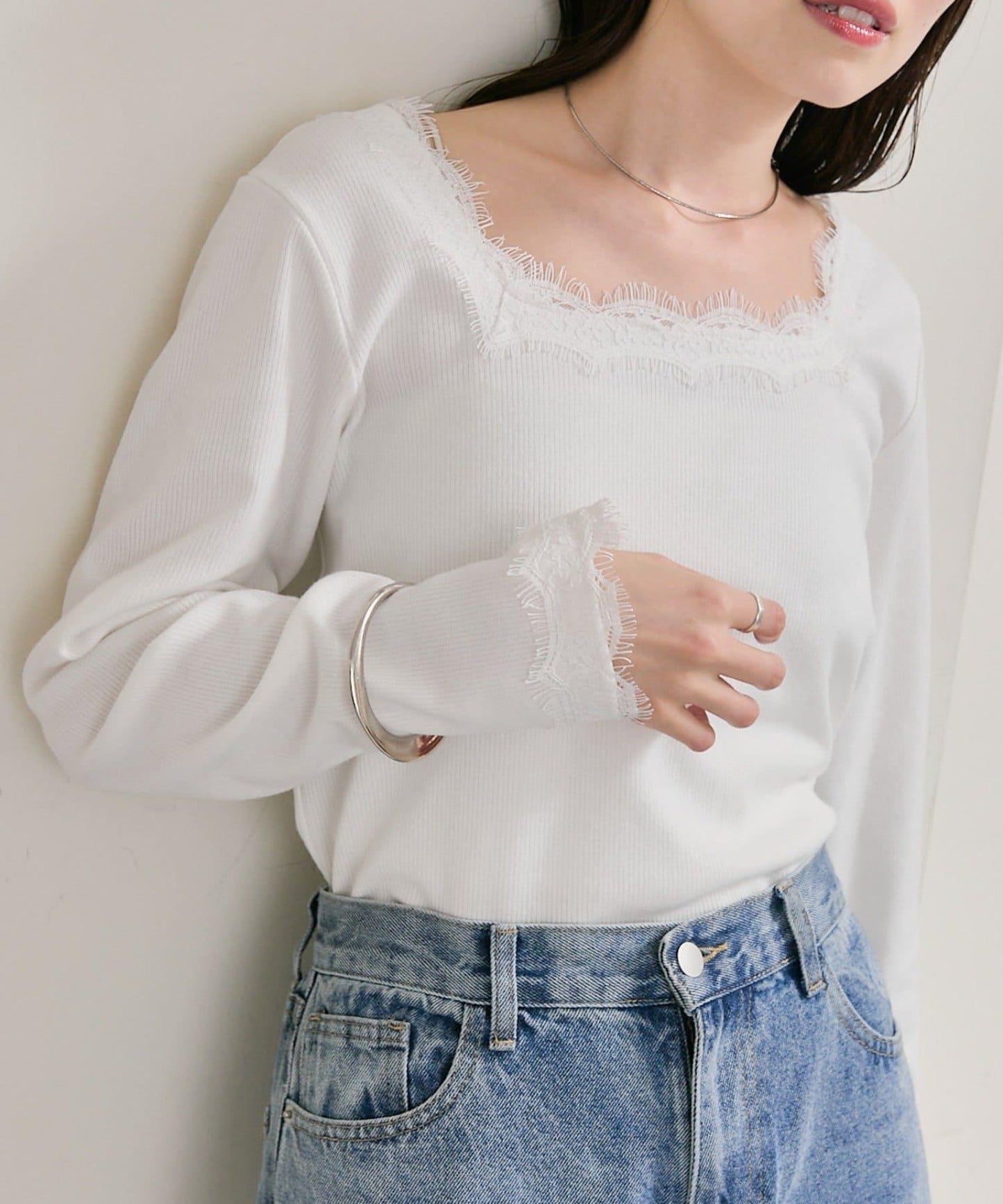 方領蕾絲長袖T恤