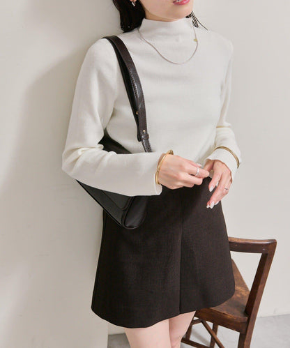 帶飾牌高領針織衫