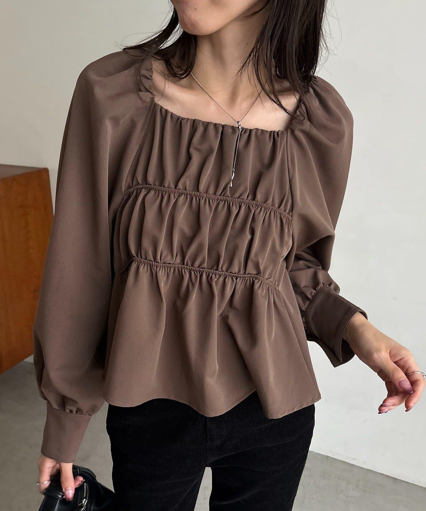 【前後兩穿設計】方領泡泡袖襯衫