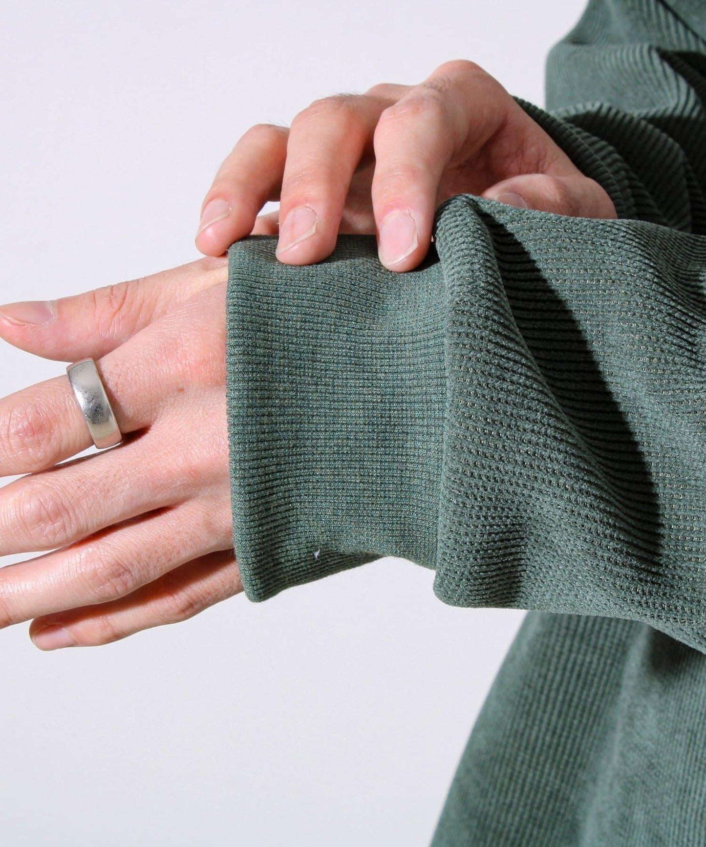 【經典法蘭絨系列】絨面粘合套頭衫