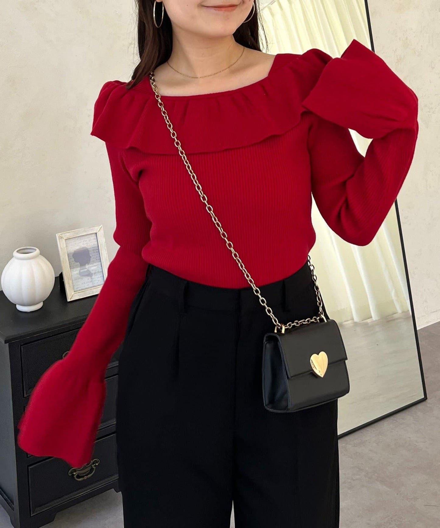 一字肩荷葉邊針織衫