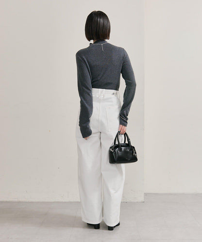 帶飾牌高領針織衫