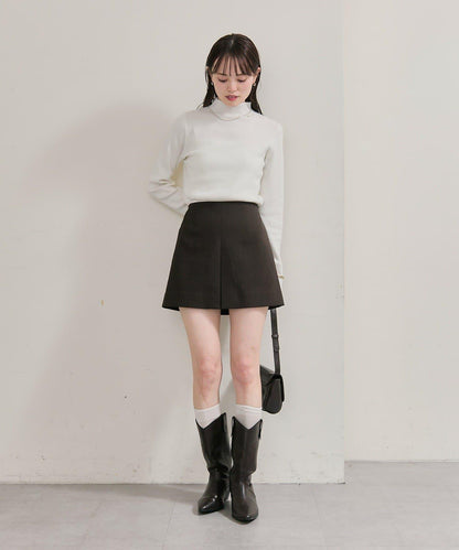 帶飾牌高領針織衫