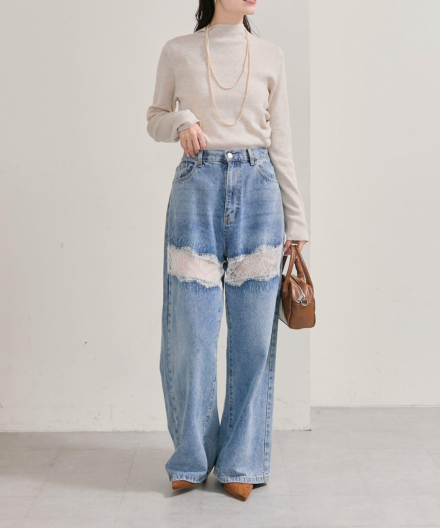 帶飾牌高領針織衫