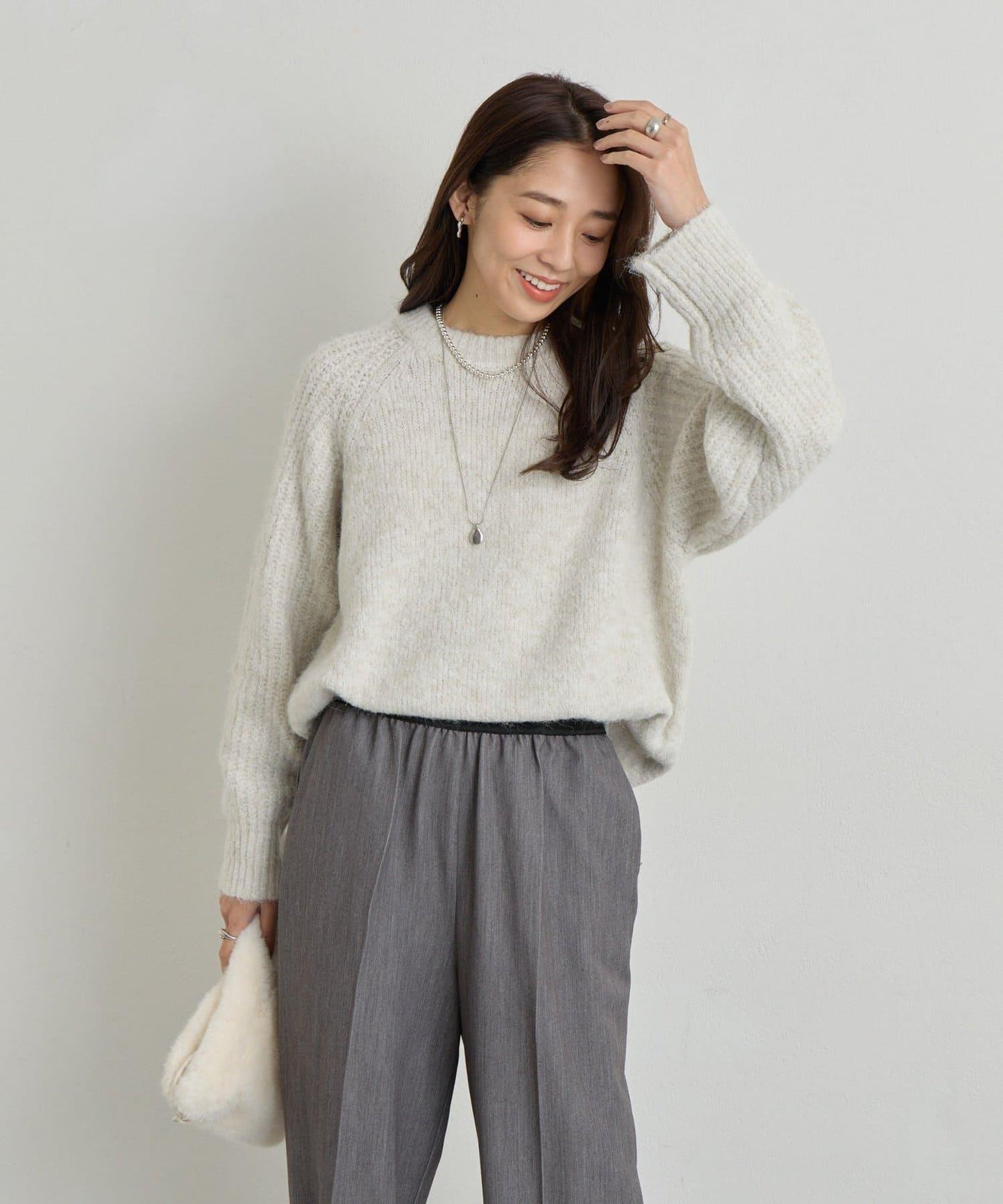 《ふんわり暖か》羊駝絨感插肩袖針織衫