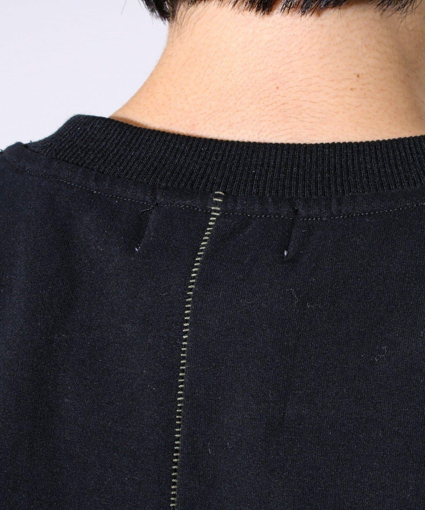 【細節彰顯不同】後背縫線側袋衛衣