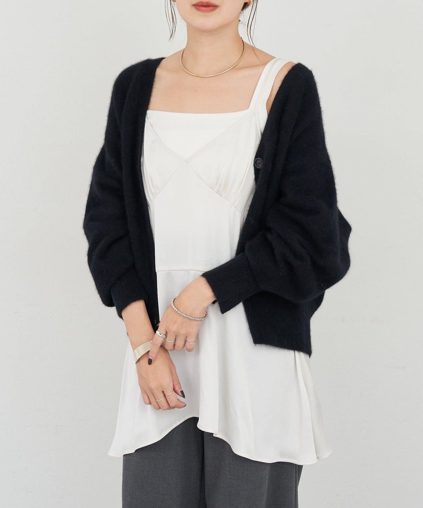 不規則下襬吊帶背心