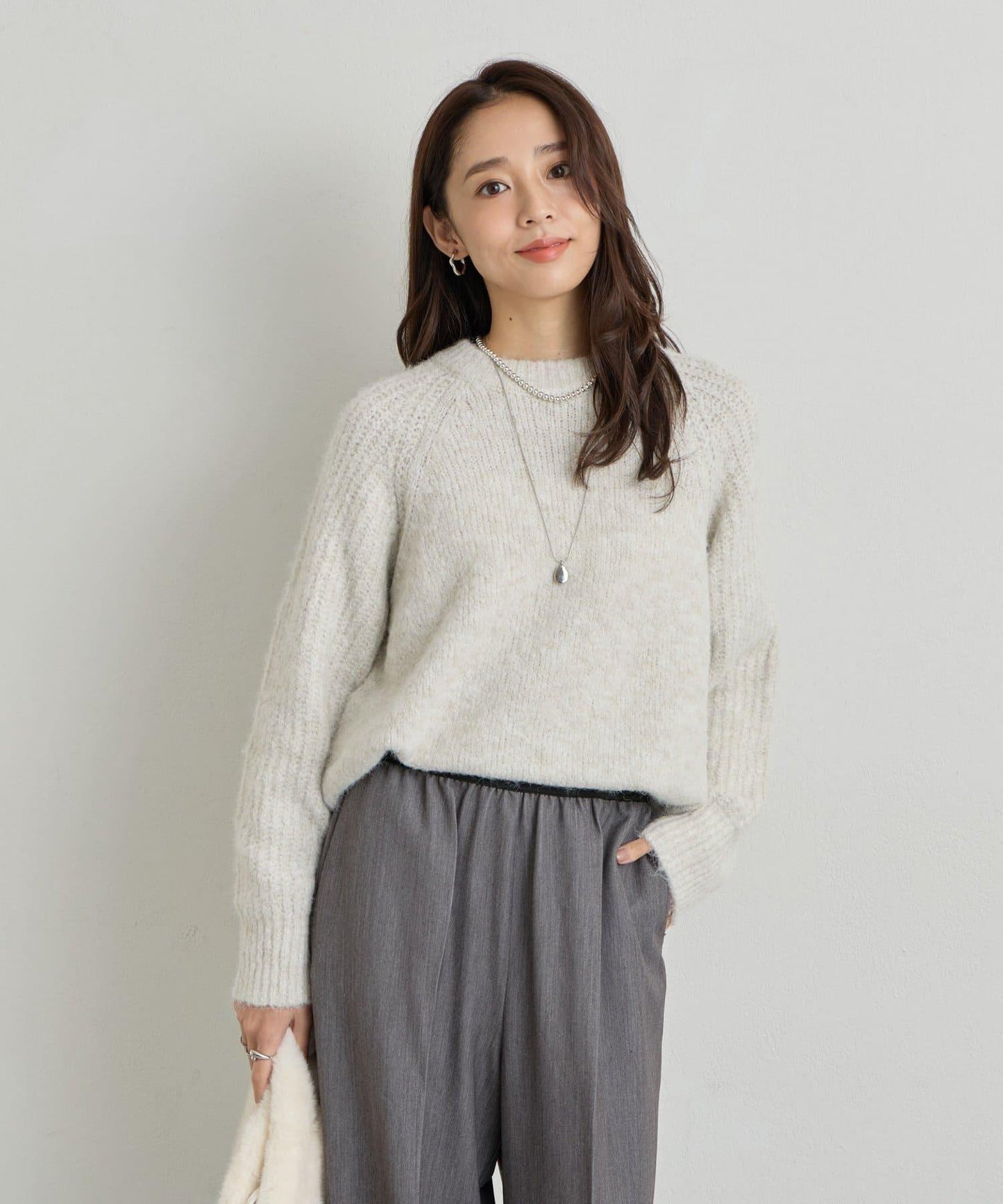 《ふんわり暖か》羊駝絨感插肩袖針織衫