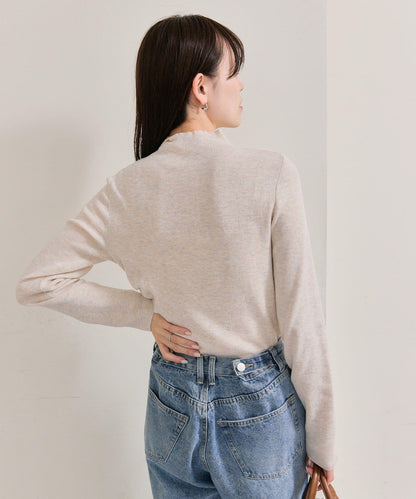 帶飾牌高領針織衫