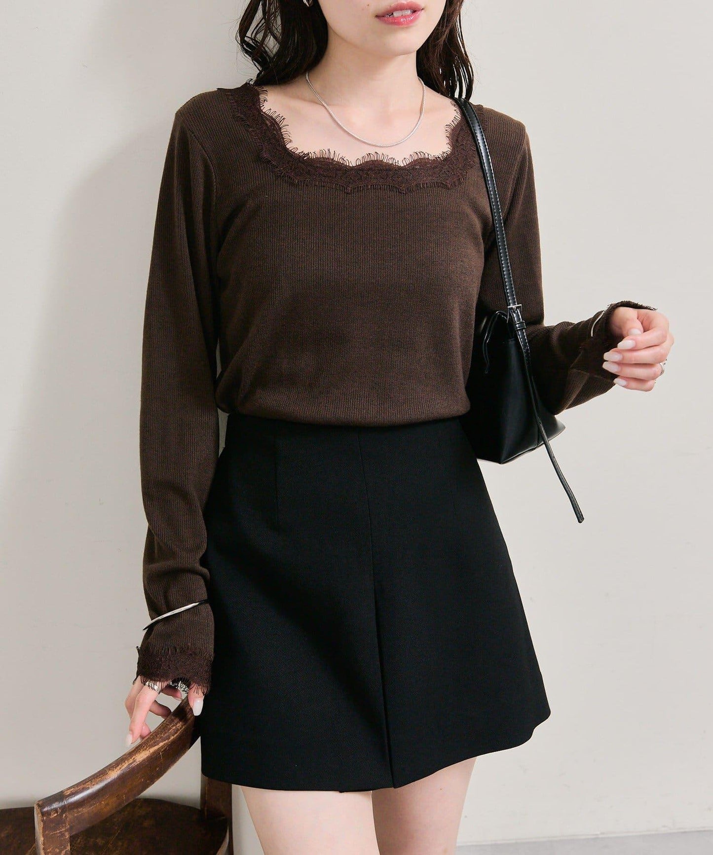 方領蕾絲長袖T恤