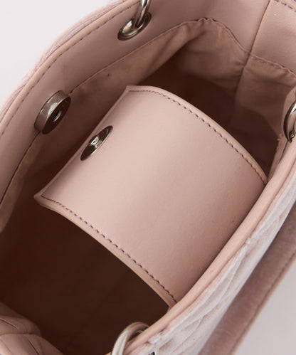 帶吊飾絎縫鉚釘迷你包