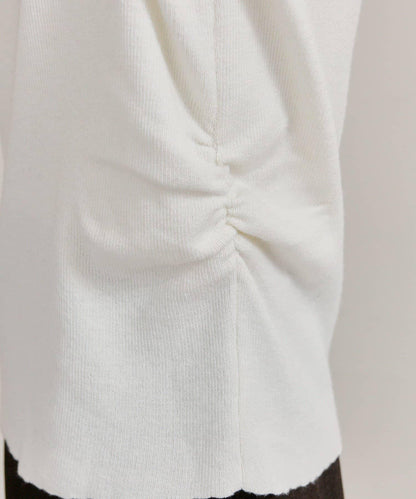 帶飾牌高領針織衫