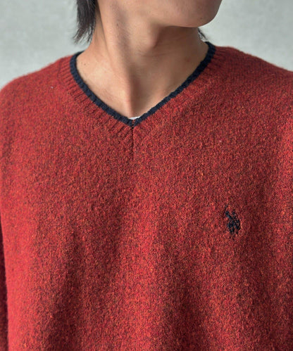【U.S. POLO ASSN. 】V領針織套頭衫