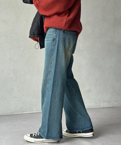 立體剪裁微喇牛仔褲