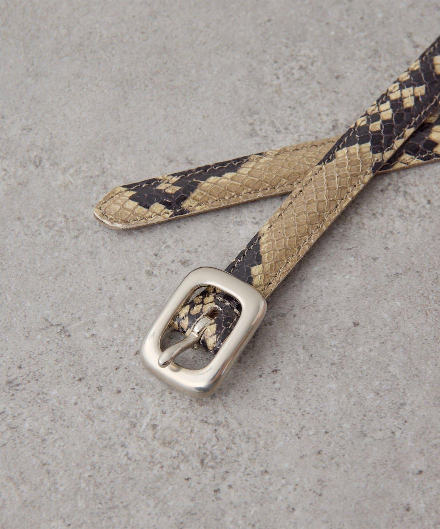 【Hoaw.】壓紋蟒蛇紋細腰帶