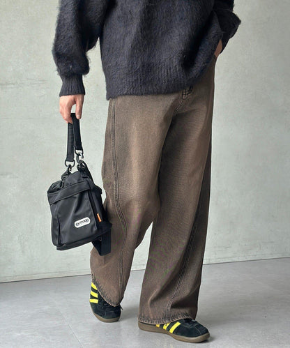 立體剪裁微喇牛仔褲