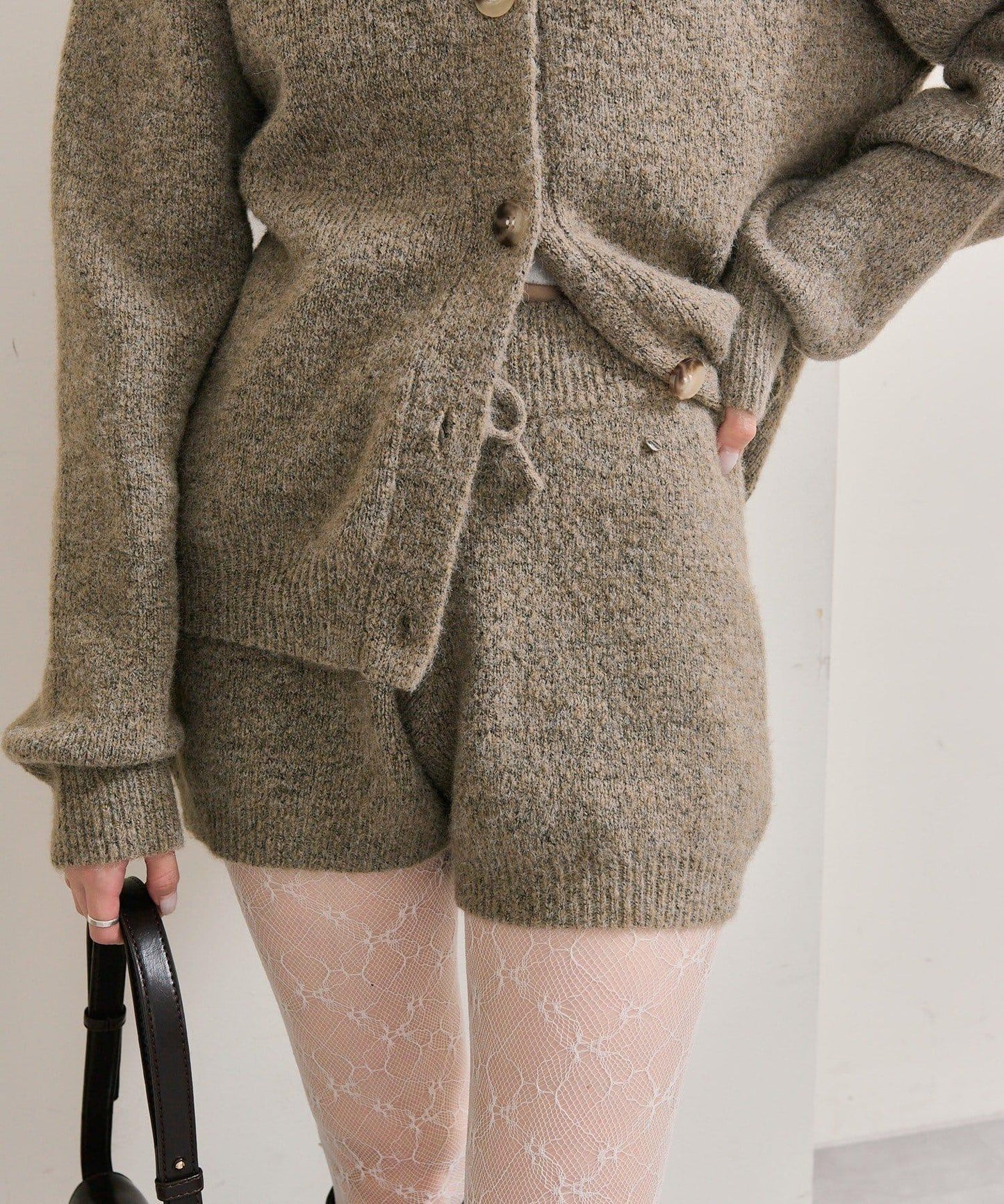 限時特惠!! 今日23:59截止 帶裝飾牌針織褲