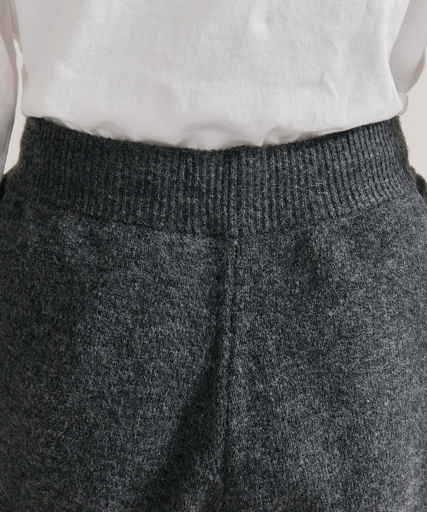 限時特惠!! 今日23:59截止 帶裝飾牌針織褲