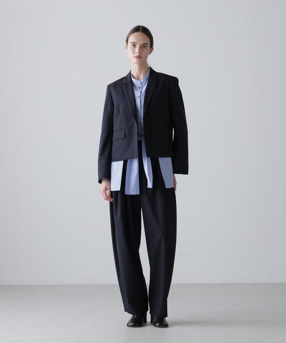 中性風交叉西裝夾克