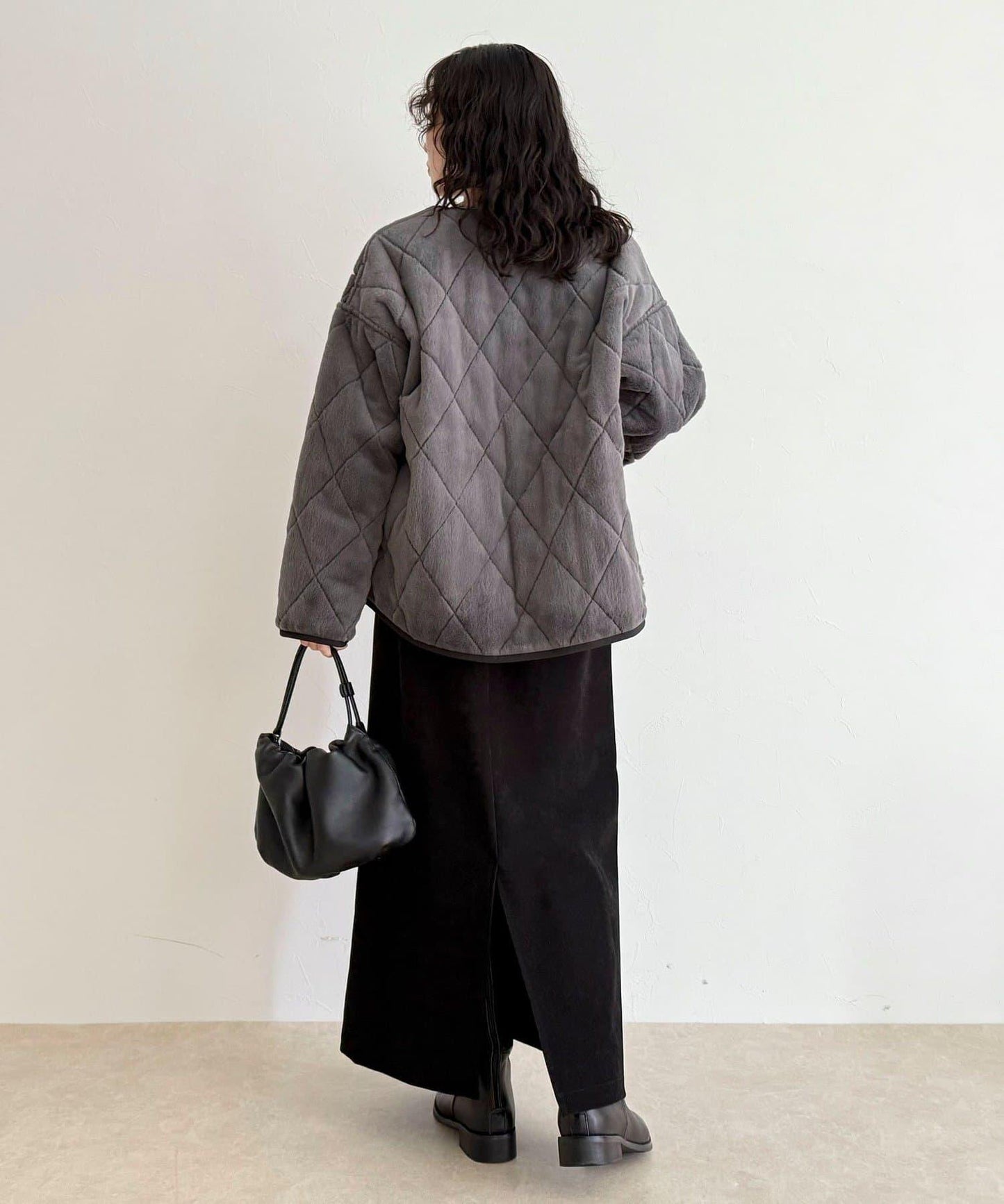 毛絨絎縫拉鍊大衣