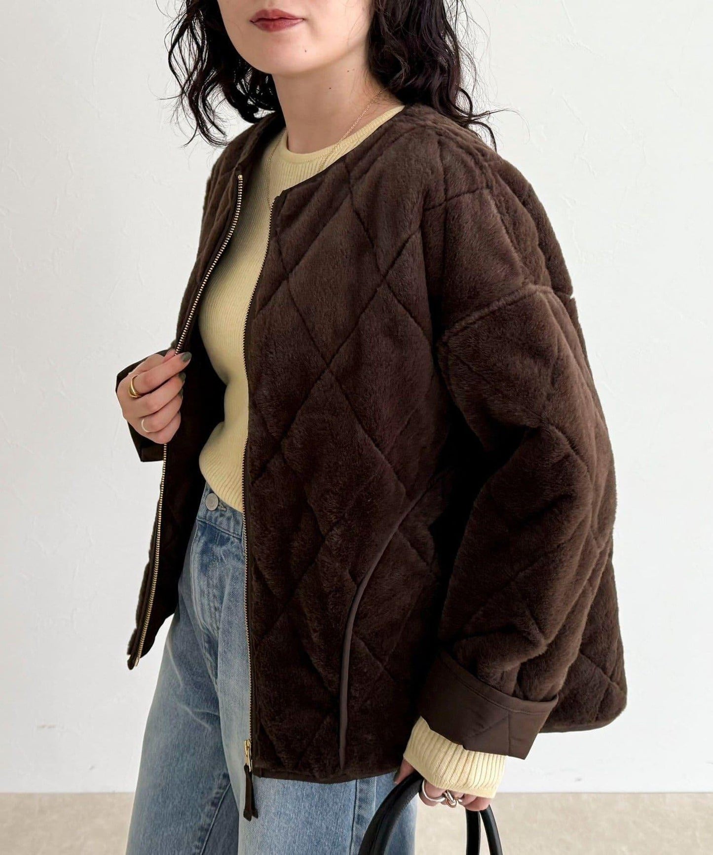 毛絨絎縫拉鍊大衣