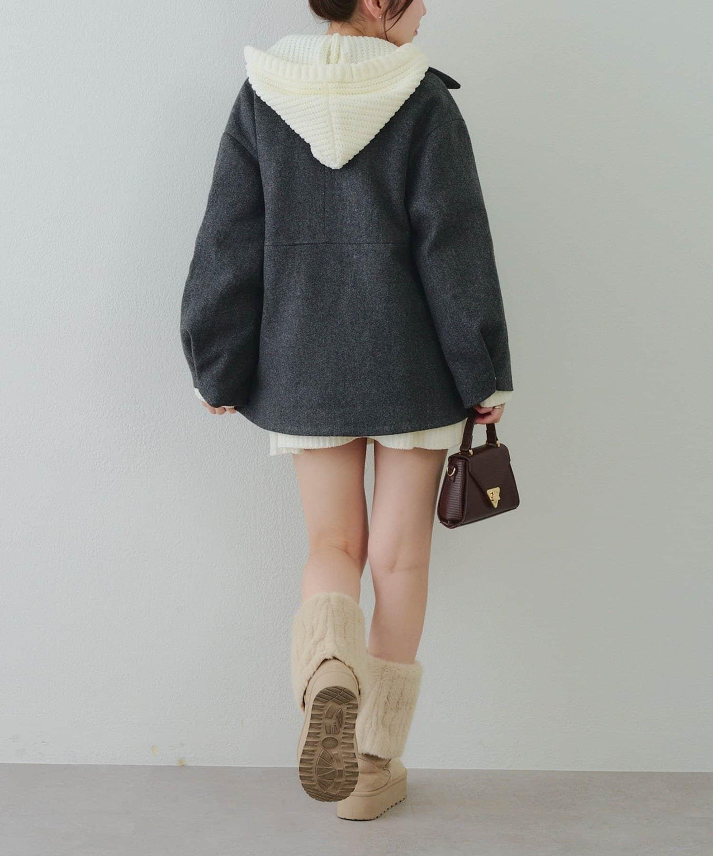 中長款荷葉邊下襬外套