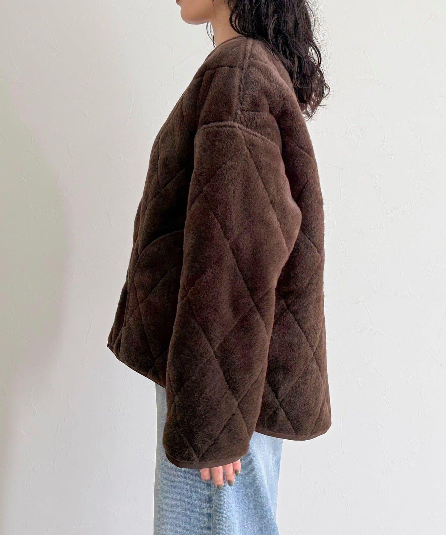 毛絨絎縫拉鍊大衣