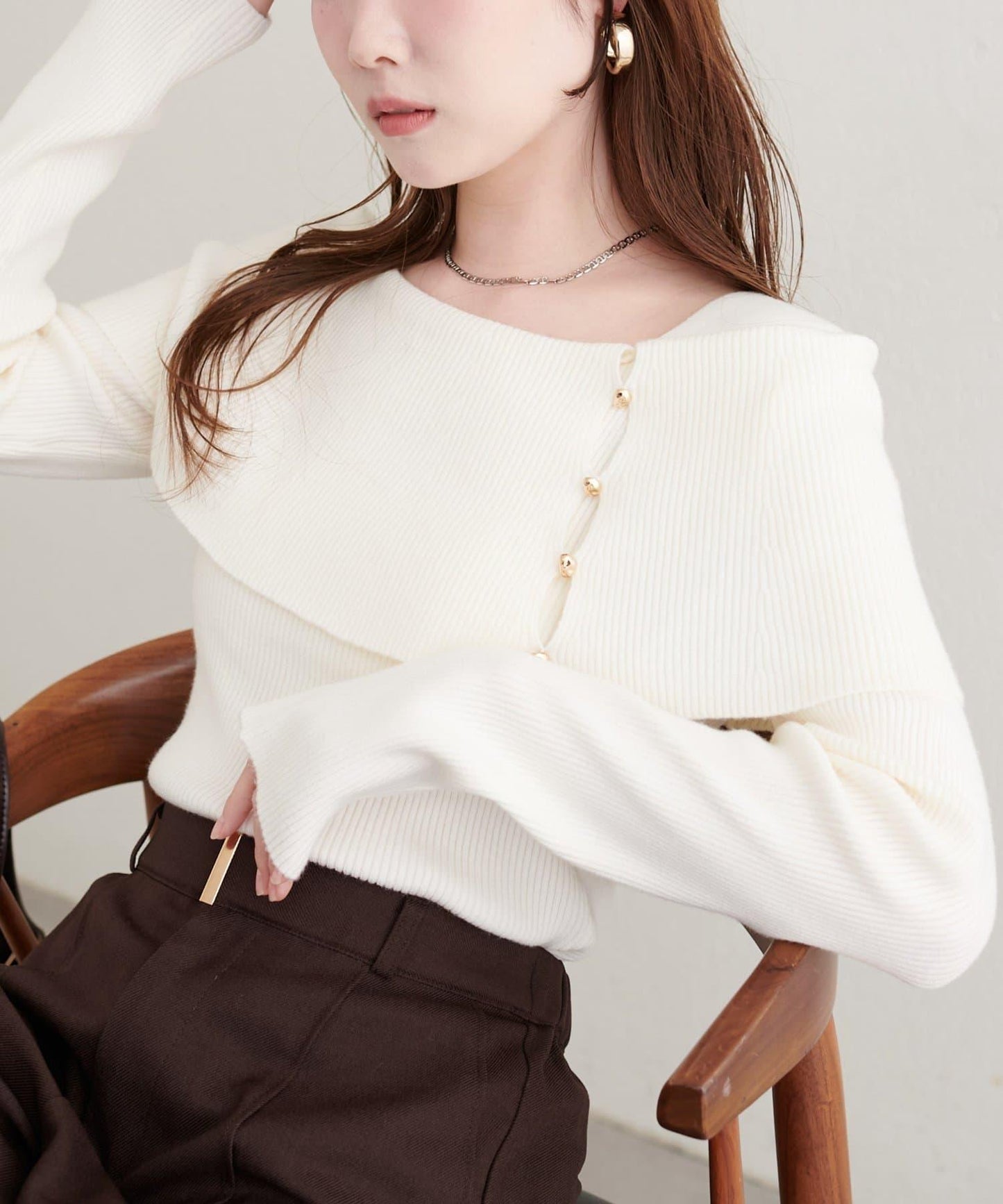 一字肩設計針織衫