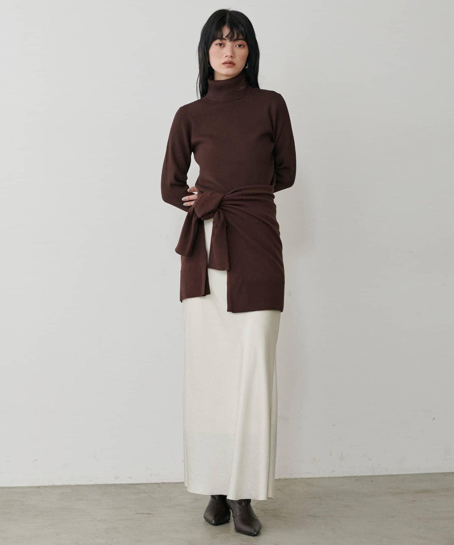 LARUTA標誌刺繡羅紋高領衫