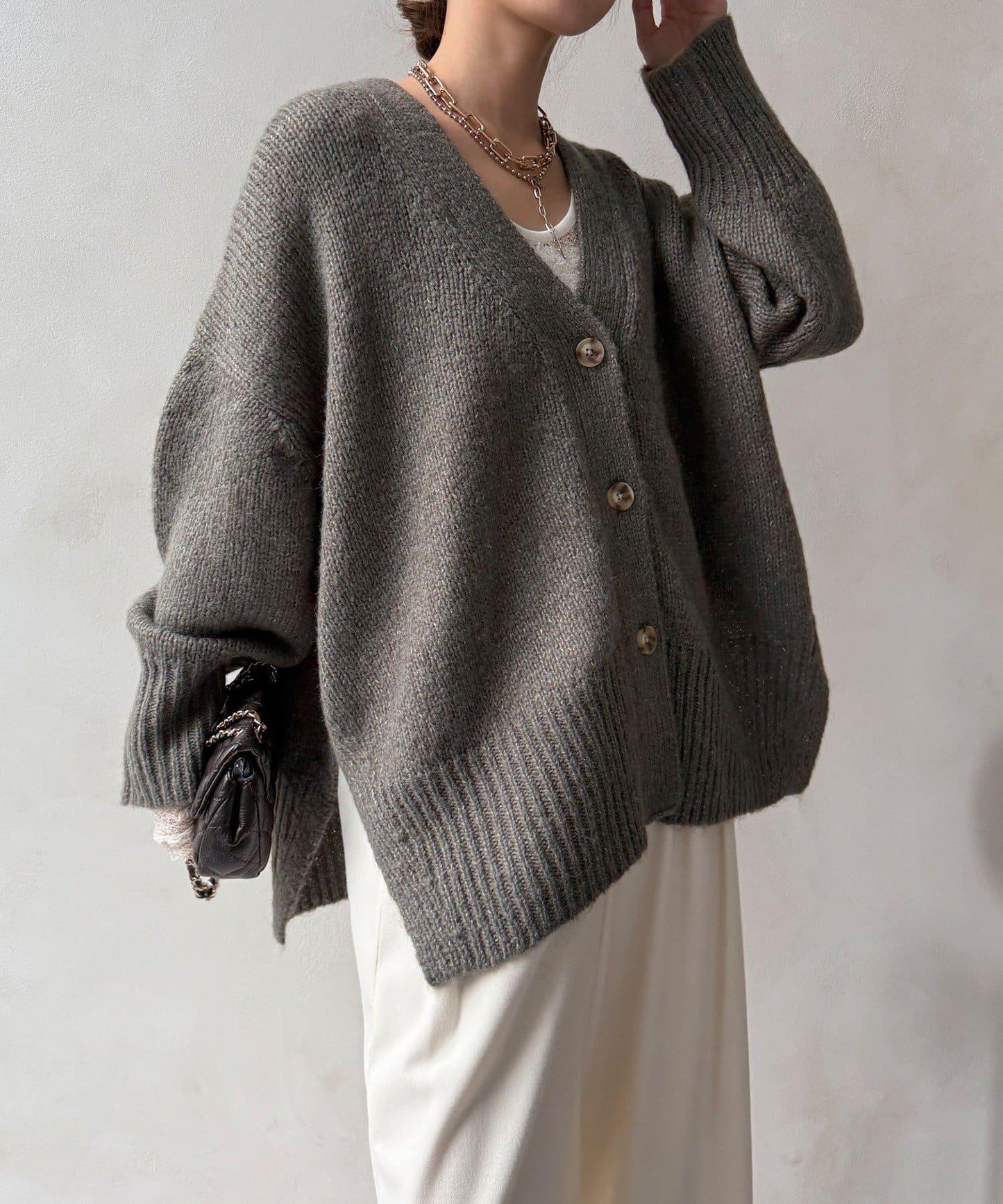 寬鬆版型V領針織開衫