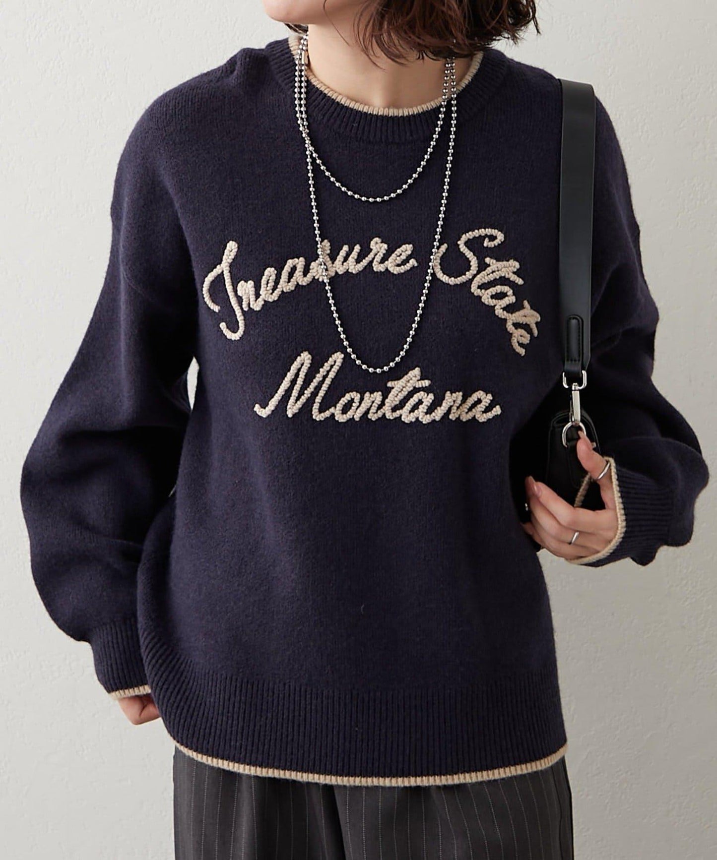 【NAO】繡花字母標誌套頭衫