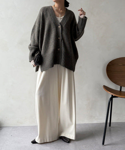 寬鬆版型V領針織開衫