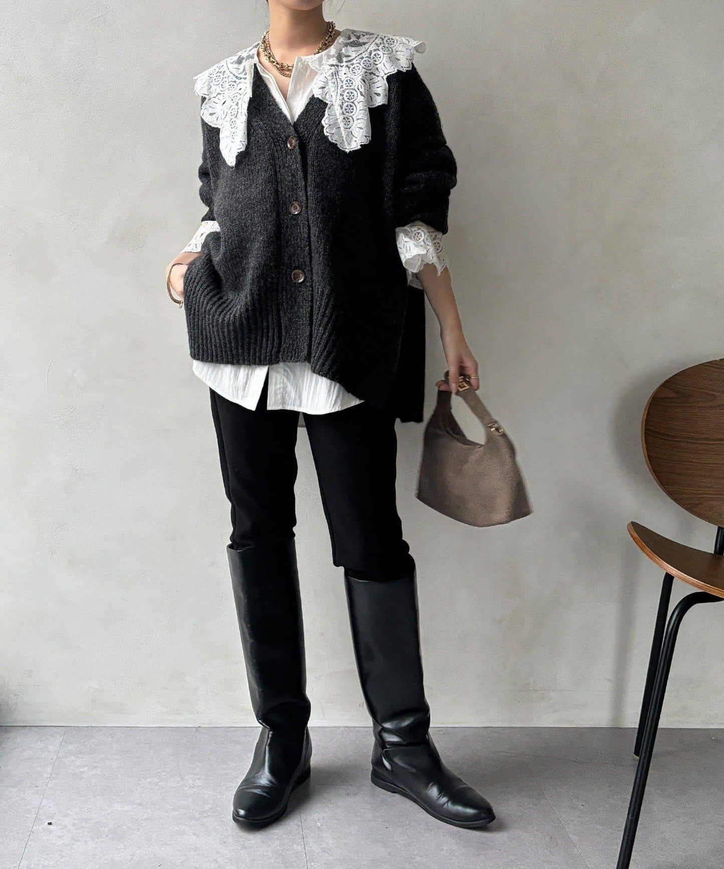 寬鬆版型V領針織開衫