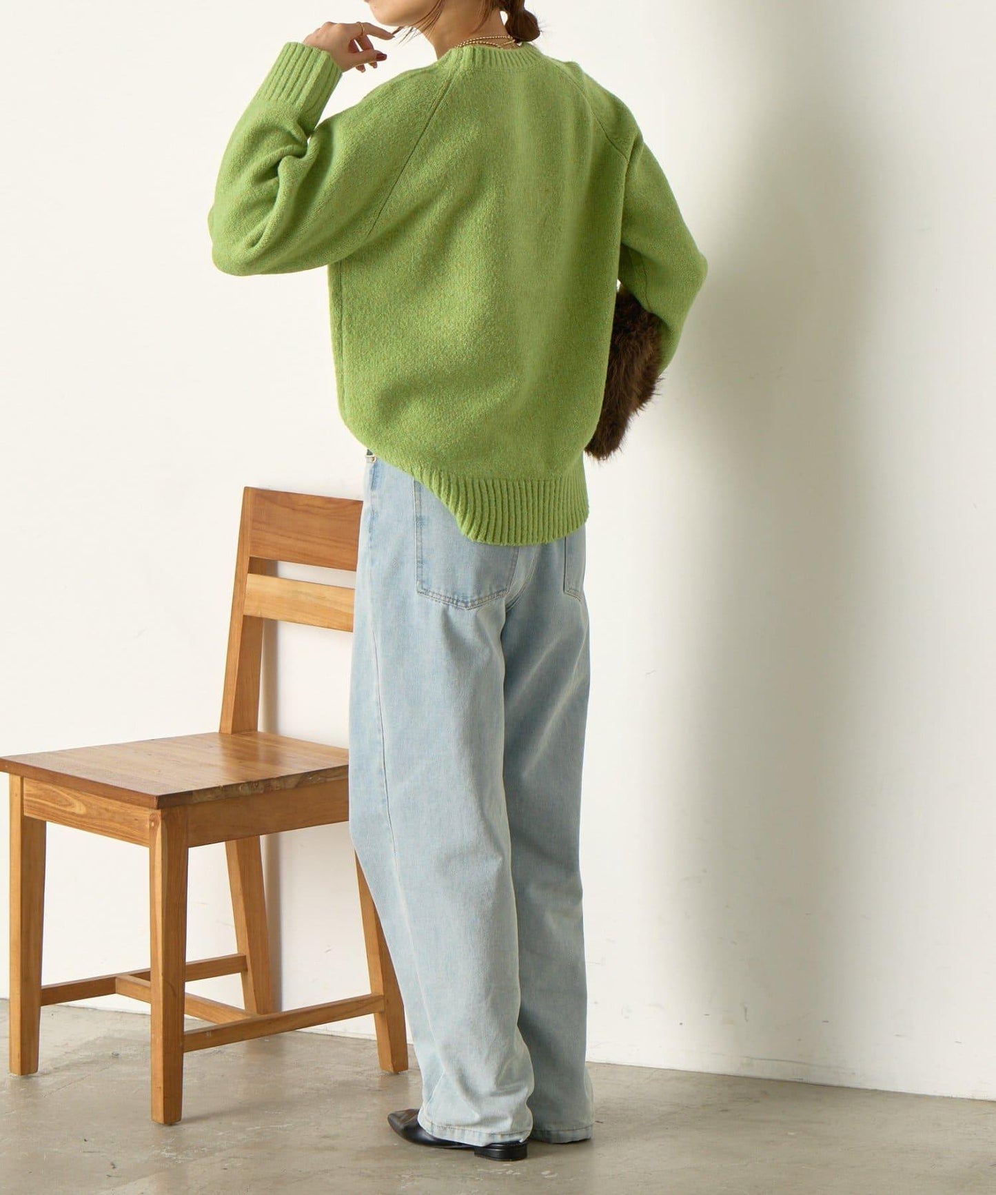 羊毛感圓領針織衫